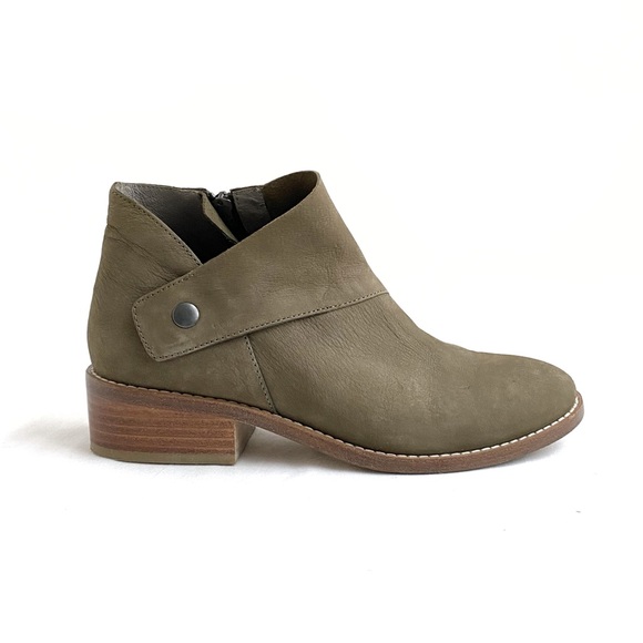 Eileen Fisher Billie Ankle Boots - Picture 2 of 9